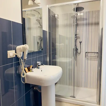 Drooms בית הארחה