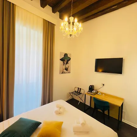 Drooms Affittacamere 3*